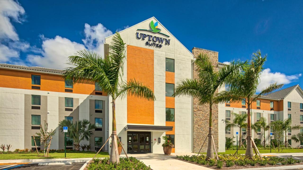 Uptown Suites Extended Stay Tampa Fl - Riverview Riverview  Exterior photo